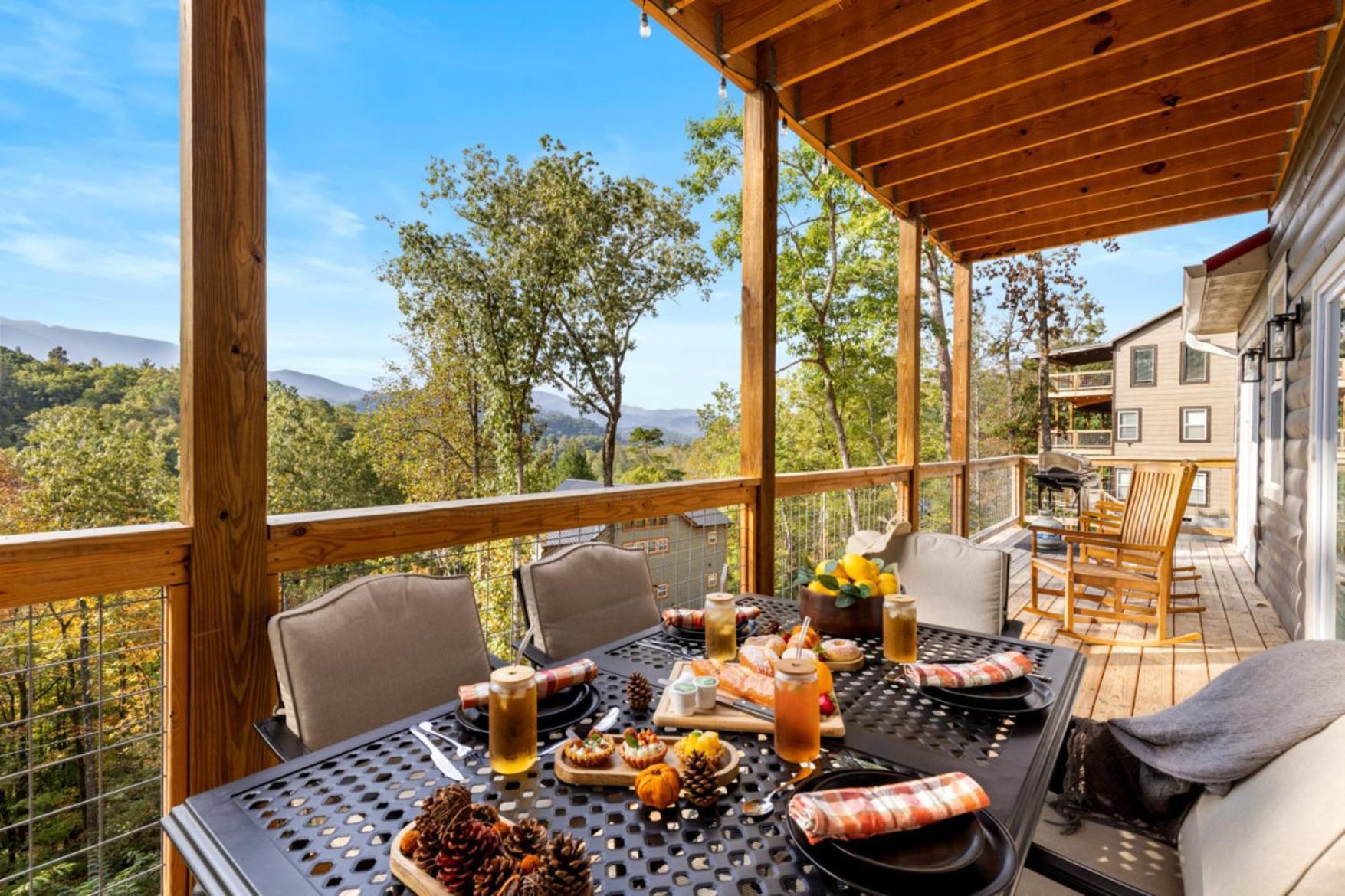 Tranquil Mountain Getaway By Ghosal Luxury Lodging Gatlinburg Bagian luar foto