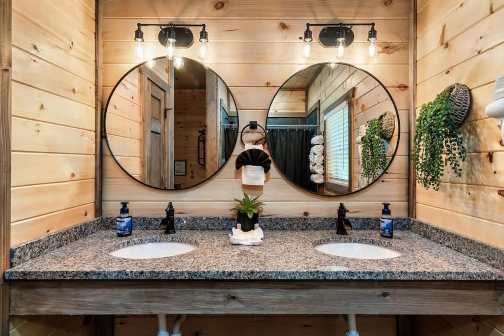 Tranquil Mountain Getaway By Ghosal Luxury Lodging Gatlinburg Bagian luar foto