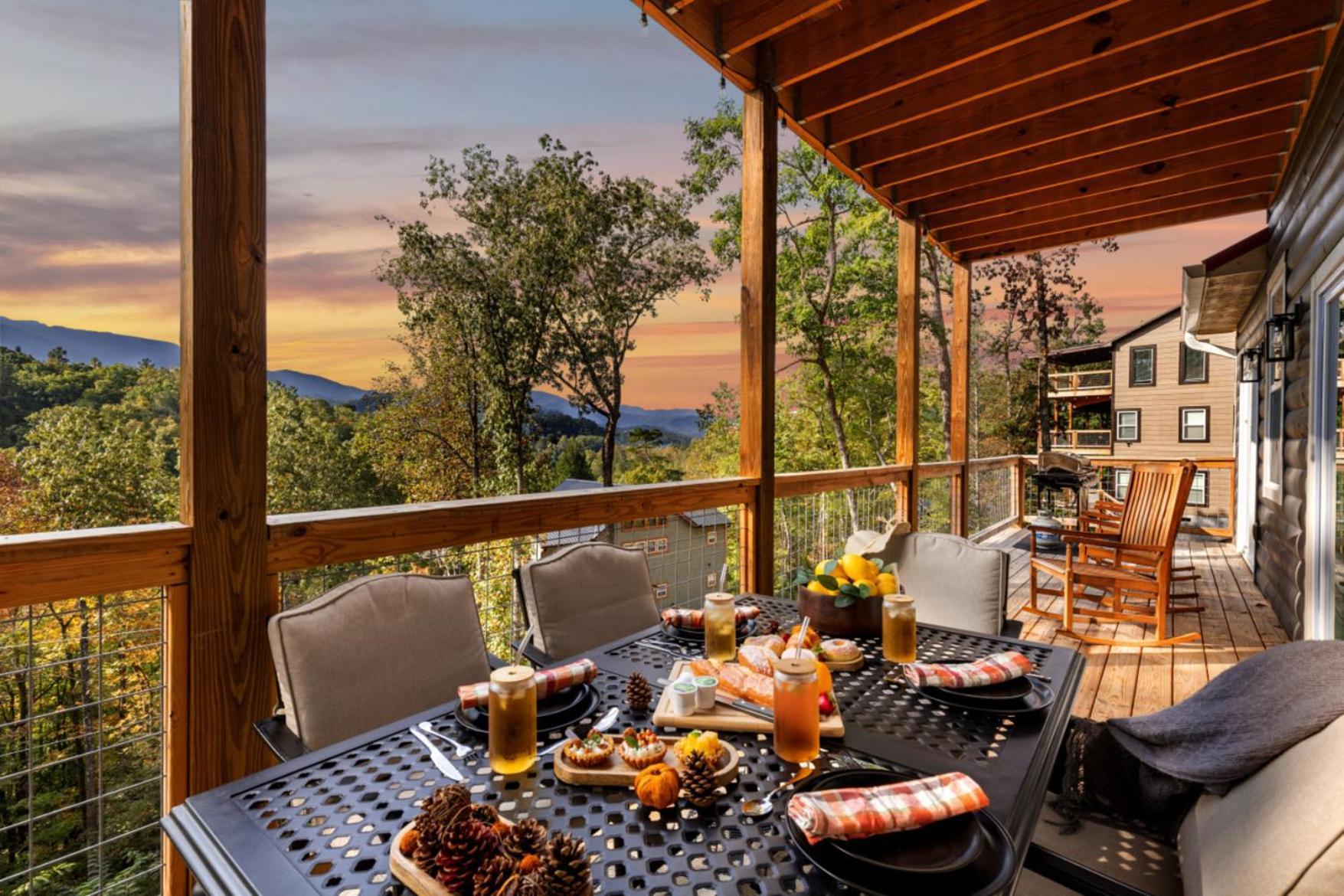 Tranquil Mountain Getaway By Ghosal Luxury Lodging Gatlinburg Bagian luar foto